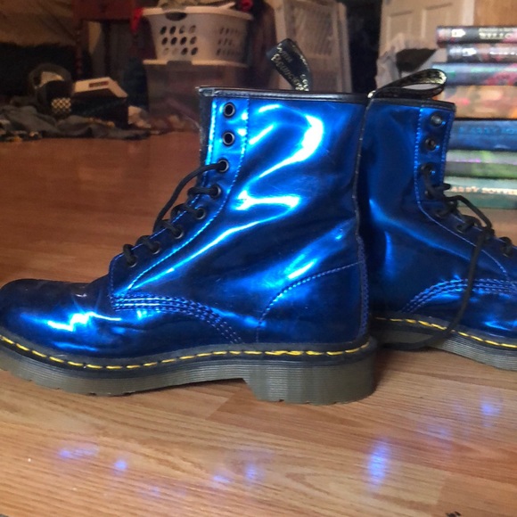 dr martens metallic blue
